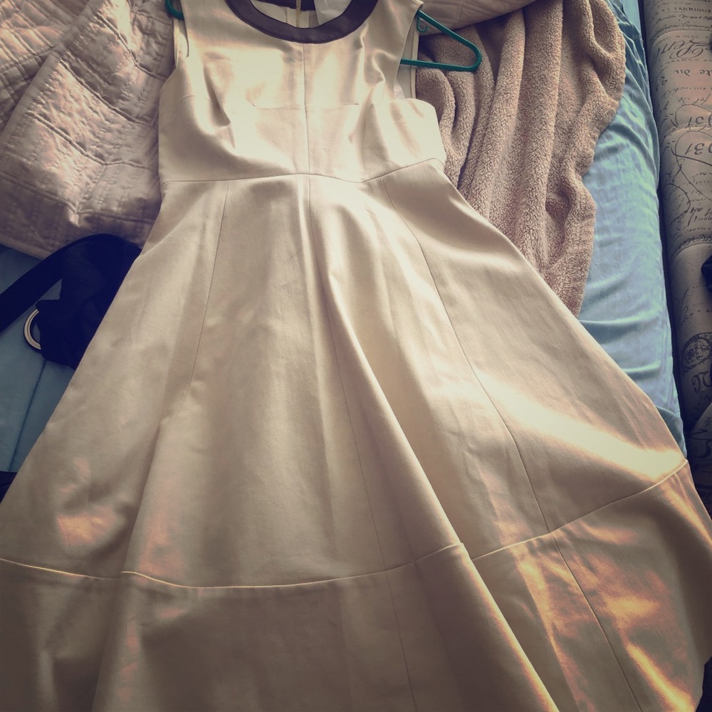 Kate spade size 2 canvas beige dress NWT